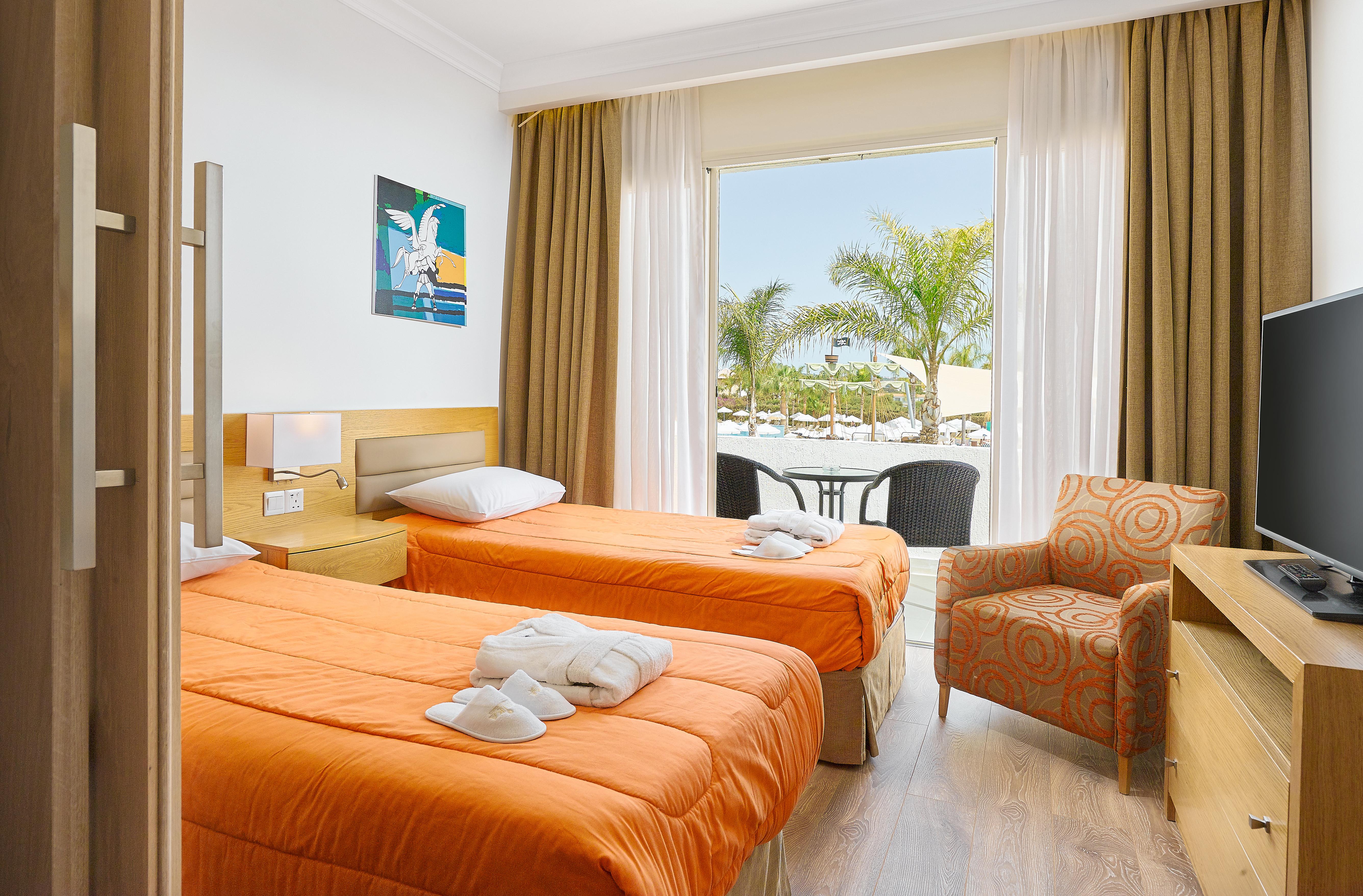 Olympic Lagoon Resort Agia Napa Buitenkant foto